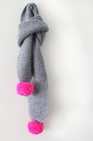 شالگردن پم پم بافت شالگردن پم پم